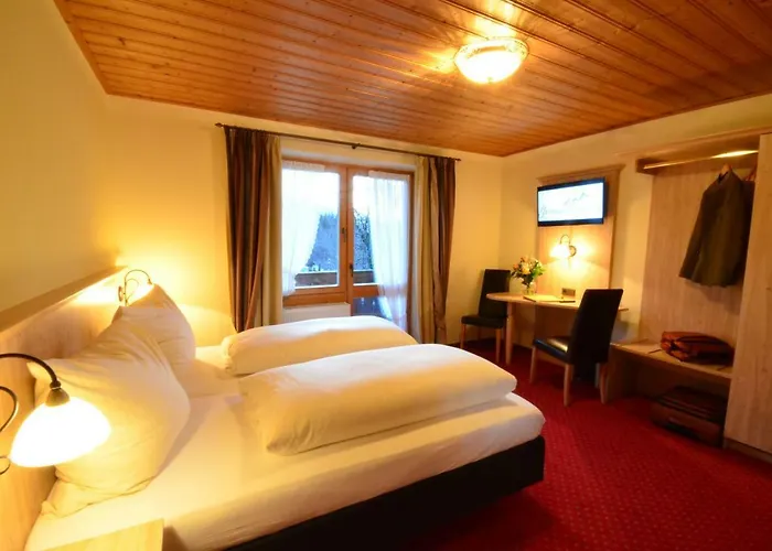 בית הארחה Gaestehaus Sonnenbichl 3*