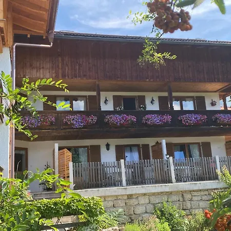 Gaestehaus Sonnenbichl 3* Fischbachau