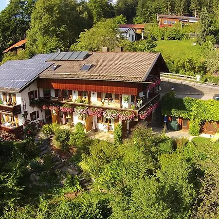 Gasthof Sonnenbichl 3*