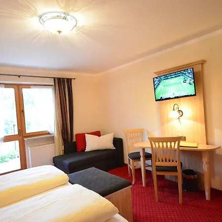 Gaestehaus Sonnenbichl 3* Fischbachau
