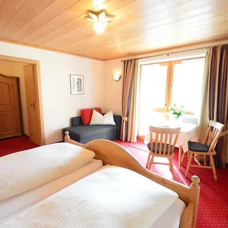 Guest house Gaestehaus Sonnenbichl Fischbachau